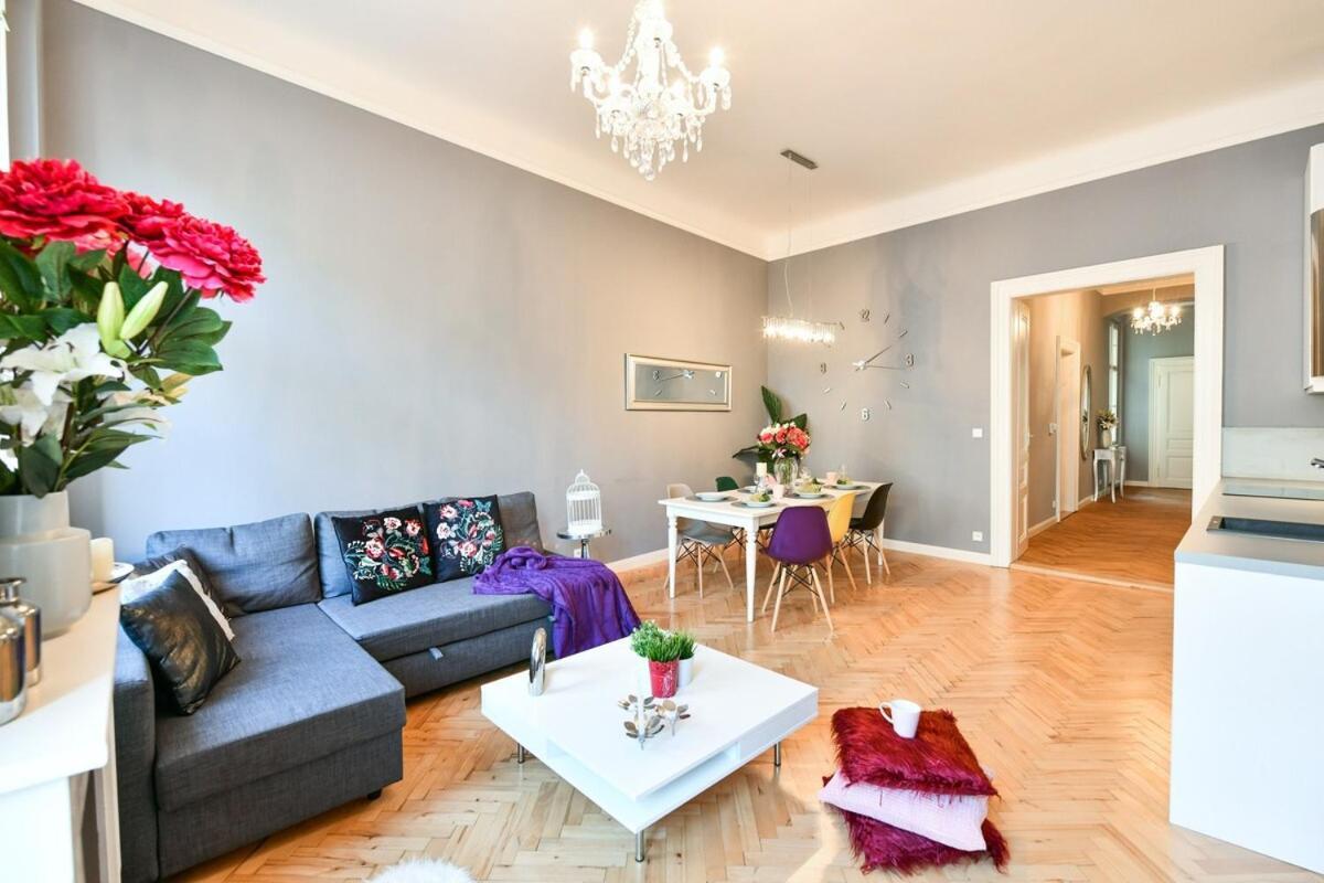 Cityscape Wenceslas Square Apartment Прага Екстериор снимка