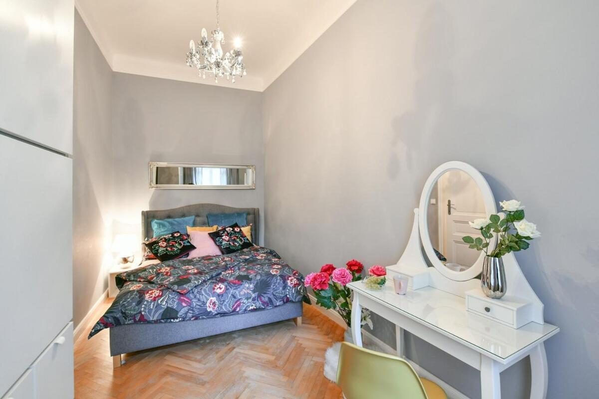 Cityscape Wenceslas Square Apartment Прага Екстериор снимка