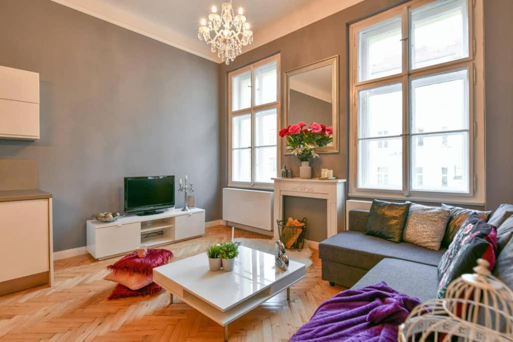 Cityscape Wenceslas Square Apartment Прага Екстериор снимка